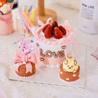 Love Treats 4"